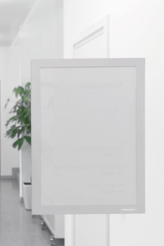 Cadre d'affichage magnetoplan A3 Adhésif Argenté Adhésif 1132032 20,5 (L) x 0,6 (P) x 75 (H) cm 2 Unités