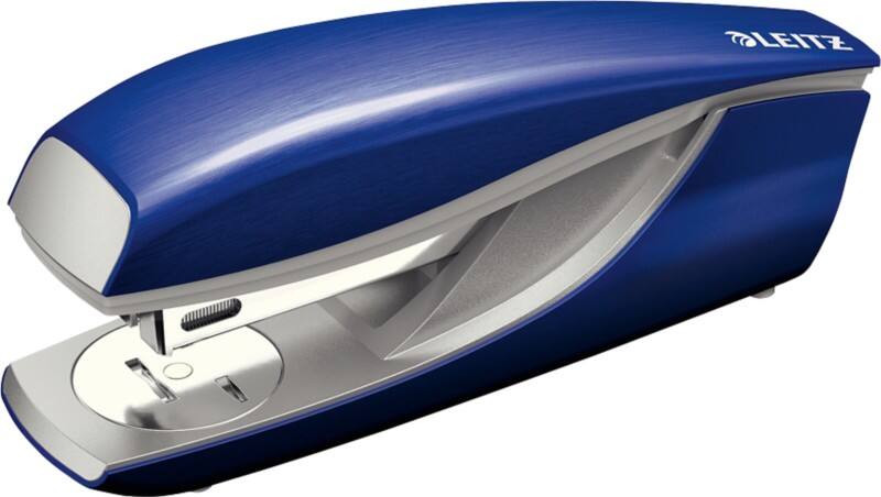 Agrafeuse Leitz NeXXt Style 5562 demi bande bleu 30 feuilles 24/6, 26/6 métal